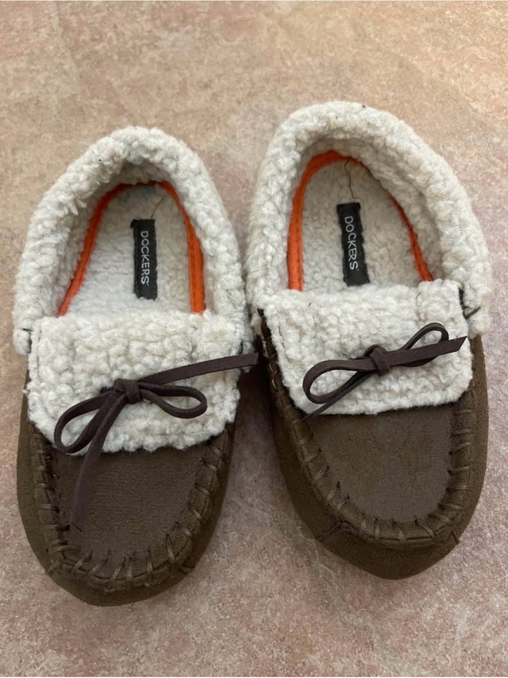 Dockers Kids Sherpa Lined Faux Suede Moccasin Slippers size 13-1